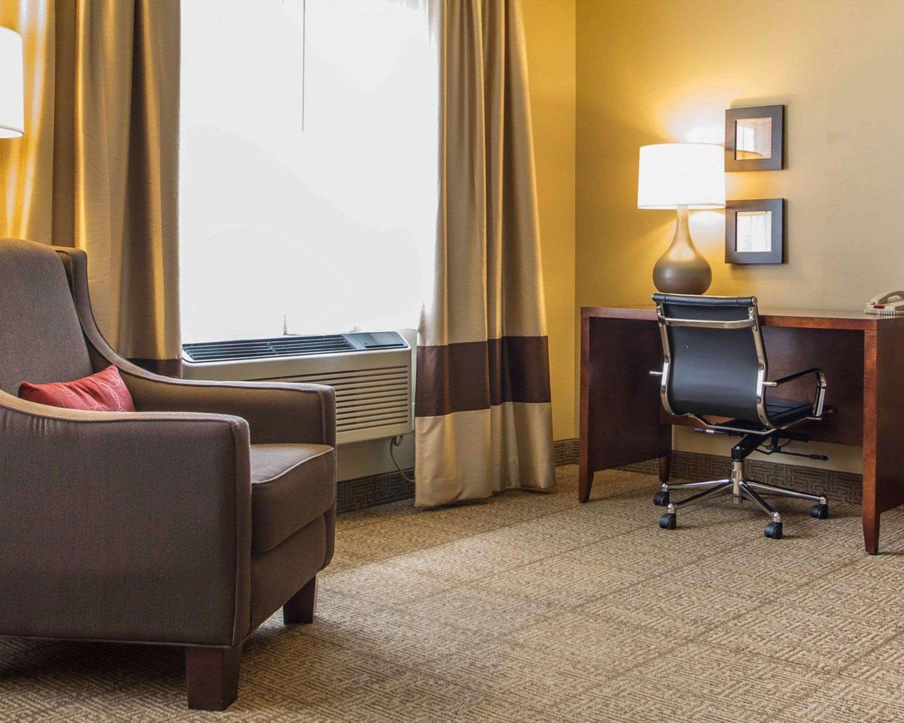 Comfort Inn Rhinelander Экстерьер фото
