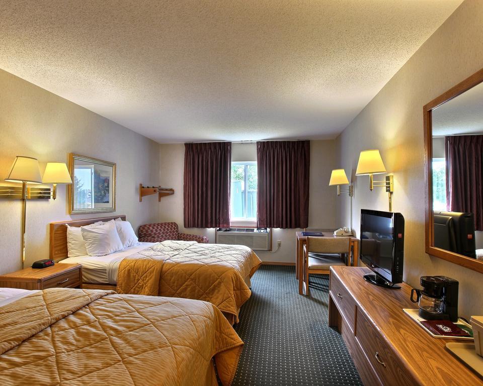Comfort Inn Rhinelander Экстерьер фото