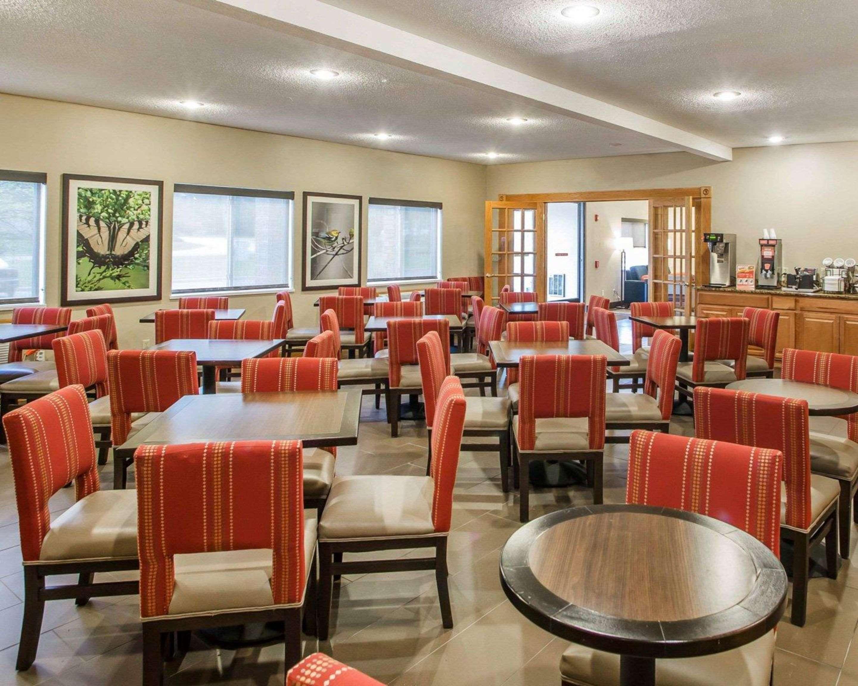 Comfort Inn Rhinelander Экстерьер фото