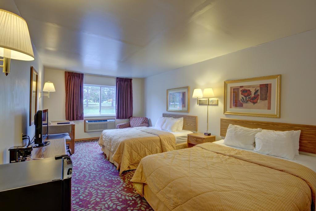Comfort Inn Rhinelander Экстерьер фото