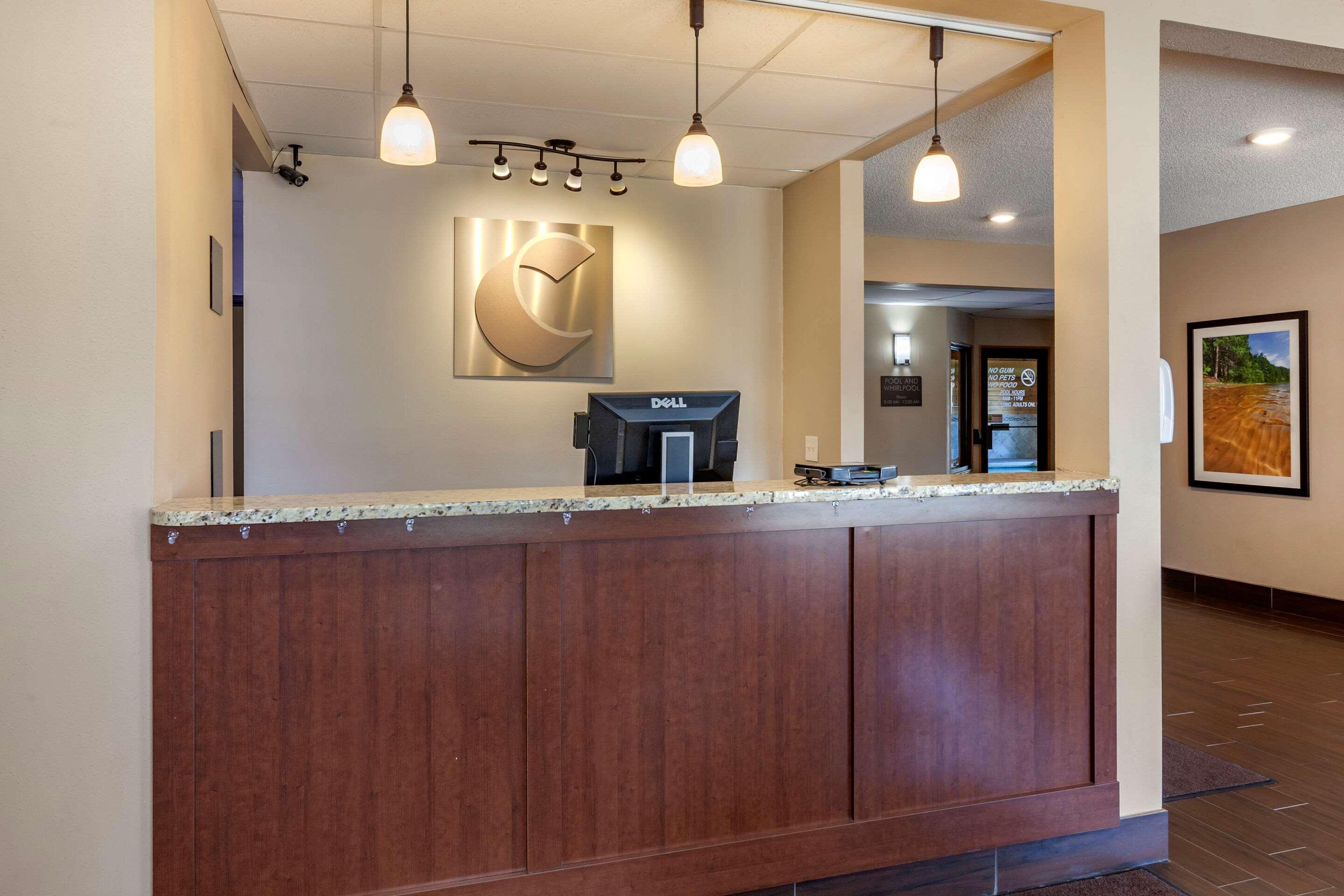 Comfort Inn Rhinelander Экстерьер фото