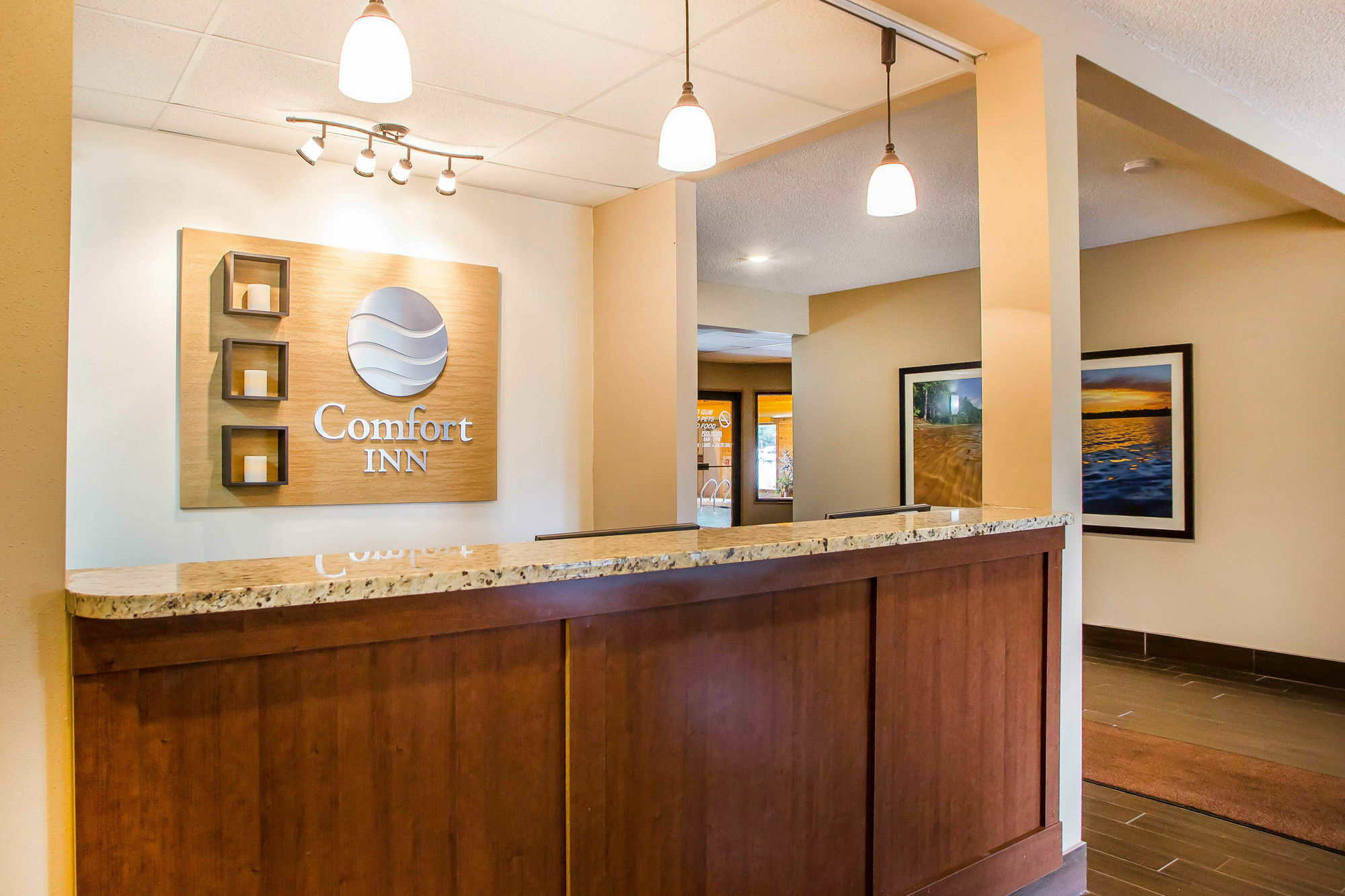 Comfort Inn Rhinelander Экстерьер фото